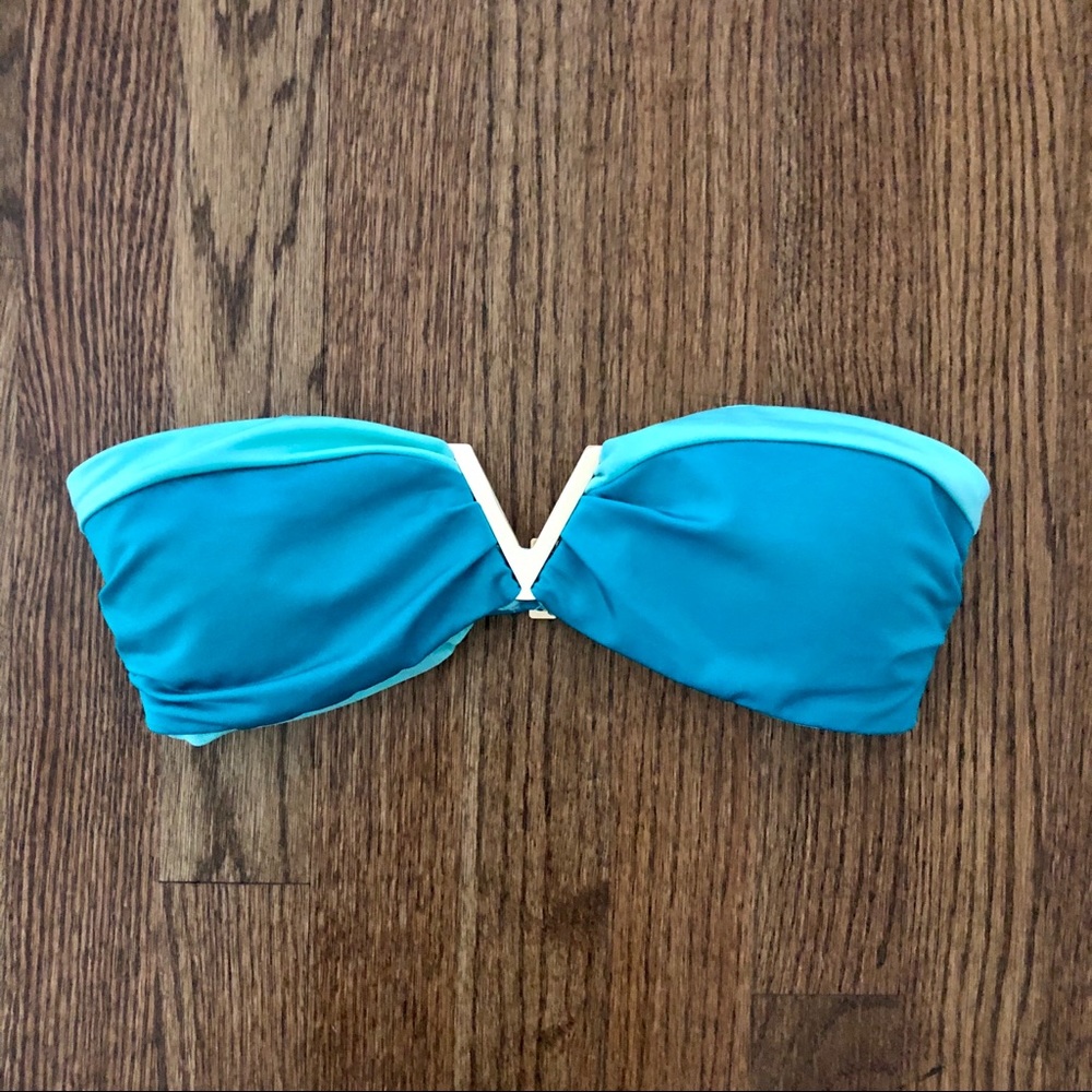 Vince Camuto Two Tone V Logo Bandeau Swim Top, Size XS